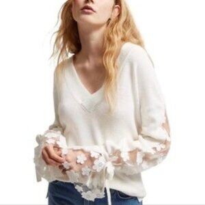 French Connection Caballo Appliqué Flower Sleeve Sweater Small, SUMMER WHITE NWT